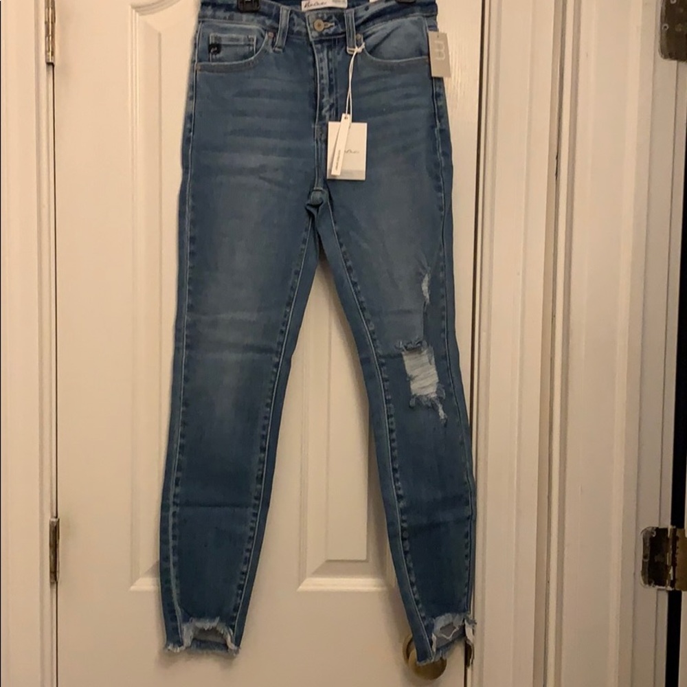 Kancan Women’s High Rise Skinny Jean NWT